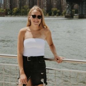 Meet your Posher, Akem